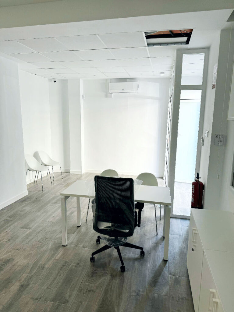 Reforma de una local en zona céntrica de Valencia para oficinas